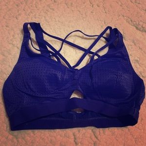 Sports bra